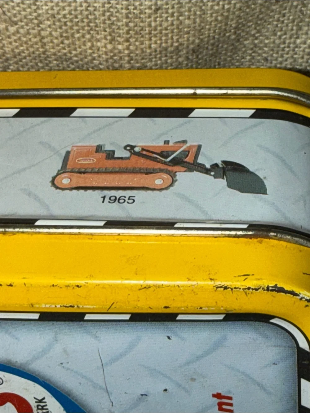 Tonka Toys Hasbro 1999 Mini Lunchbox Storage Collectible 90’s Vintage Used Pre O